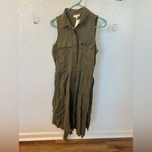 Great green summer light dress. Great for warm color skins